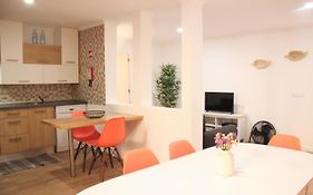 Romantichome At Alfama'S Heart